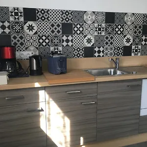 Appartement T2 Indépendant Dans Maison, Pugny-Chatenod